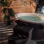 Casa vacanze Aloha Glamp - Caloroczny Glamping Nad Rzeka Z Prywatna Balia - Stok Narciarski, Gory, Lasy, Sauna