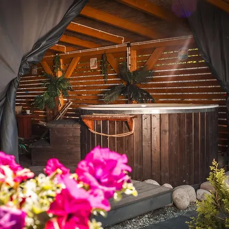 Aloha Glamp - Okragle Przy Rzece - Balia I Sauna - Energylandia Holiday home *