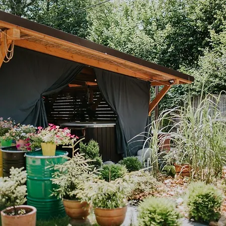Aloha Glamp - Okragle Przy Rzece - Balia I Sauna - Energylandia