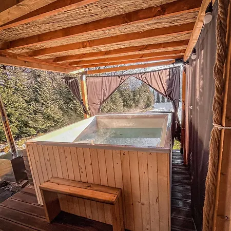 Aloha Glamp - Caloroczny Glamping Nad Rzeka Z Prywatna Balia - Stok Narciarski, Gory, Lasy, Sauna