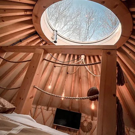 Aloha Glamp - Okragle Przy Rzece - Balia I Sauna - Energylandia * Zagornik