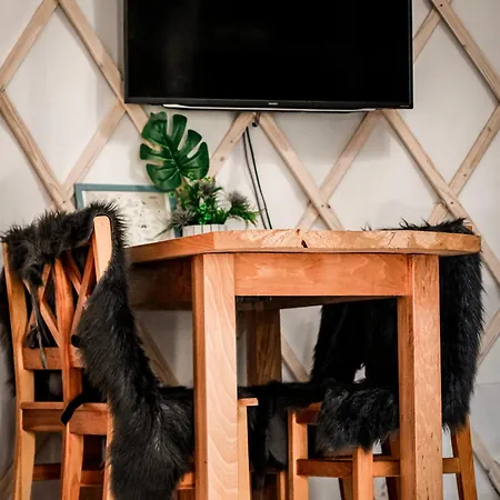 Aloha Glamp - Caloroczny Glamping Nad Rzeka Z Prywatna Balia - Stok Narciarski, Gory, Lasy, Sauna *