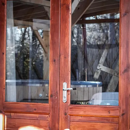Aloha Glamp - Okragle Przy Rzece - Balia I Sauna - Energylandia Holiday home *
