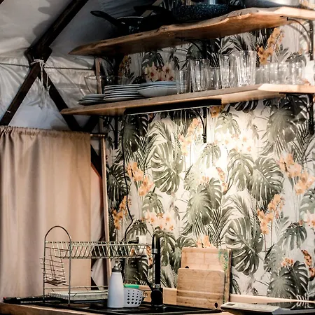 Aloha Glamp - Okragle Przy Rzece - Balia I Sauna - Energylandia *