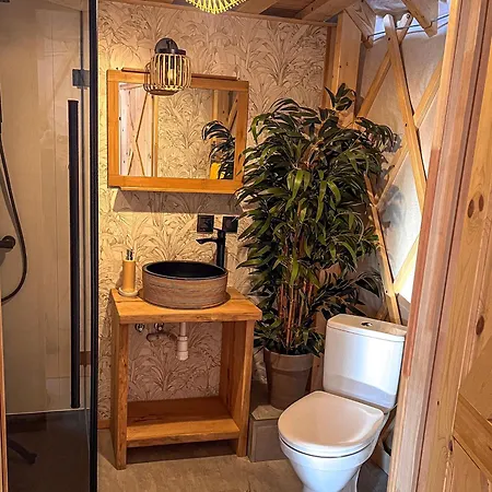 Σπίτι διακοπών Aloha Glamp - Caloroczny Glamping Nad Rzeka Z Prywatna Balia - Stok Narciarski, Gory, Lasy, Sauna