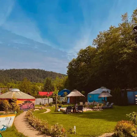 Aloha Glamp - Caloroczny Glamping Nad Rzeka Z Prywatna Balia - Stok Narciarski, Gory, Lasy, Sauna Hébergement de vacances Zagornik