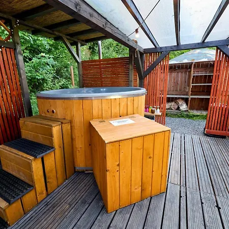 Aloha Glamp - Okragle Przy Rzece - Balia I Sauna - Energylandia Сasa de vacaciones *