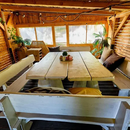 Aloha Glamp - Caloroczny Glamping Nad Rzeka Z Prywatna Balia - Stok Narciarski, Gory, Lasy, Sauna * Zagornik