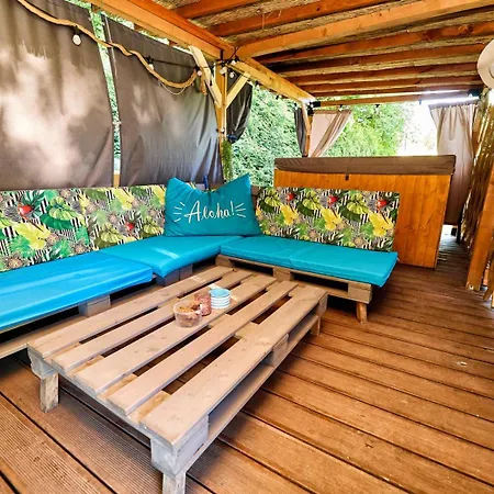 Feriehus Aloha Glamp - Caloroczny Glamping Nad Rzeka Z Prywatna Balia - Stok Narciarski, Gory, Lasy, Sauna *