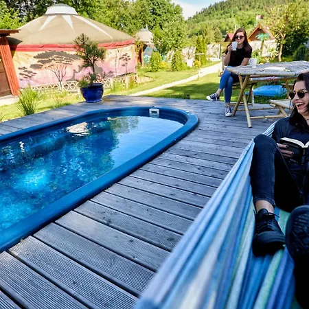 Aloha Glamp - Okragle Przy Rzece - Balia I Sauna - Energylandia Сasa de vacaciones