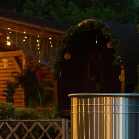 Feriehus Aloha Glamp - Caloroczny Glamping Nad Rzeka Z Prywatna Balia - Stok Narciarski, Gory, Lasy, Sauna *
