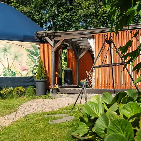 Aloha Glamp - Caloroczny Glamping Nad Rzeka Z Prywatna Balia - Stok Narciarski, Gory, Lasy, Sauna Feriehus Zagornik