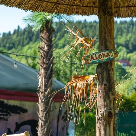 Aloha Glamp - Caloroczny Glamping Nad Rzeka Z Prywatna Balia - Stok Narciarski, Gory, Lasy, Sauna Σπίτι διακοπών