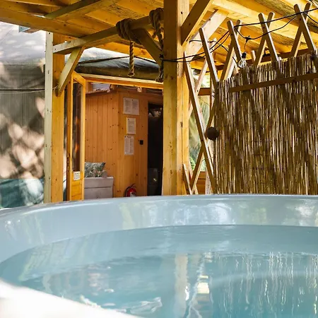 Aloha Glamp - Caloroczny Glamping Nad Rzeka Z Prywatna Balia - Stok Narciarski, Gory, Lasy, Sauna * Zagornik