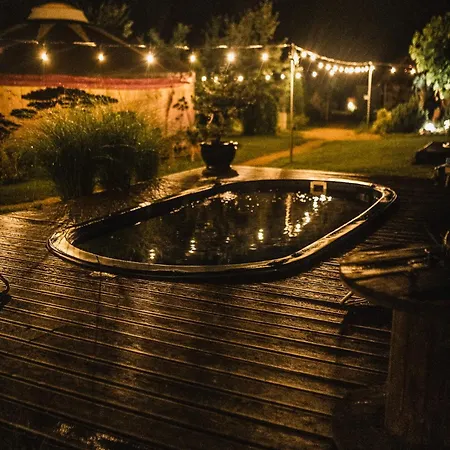 Aloha Glamp - Caloroczny Glamping Nad Rzeka Z Prywatna Balia - Stok Narciarski, Gory, Lasy, Sauna Zagornik